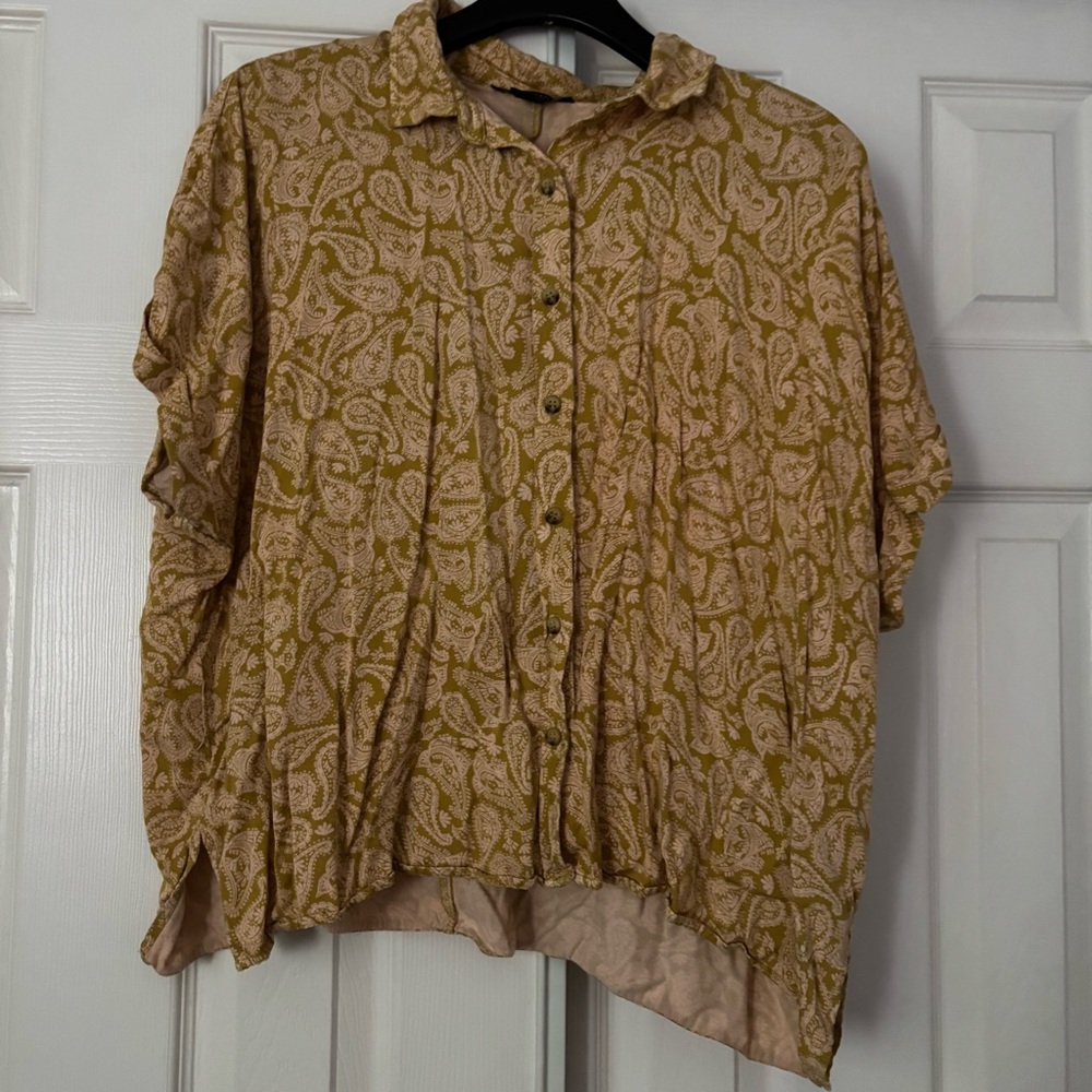 Forever 21 Olive Paisley Shirt